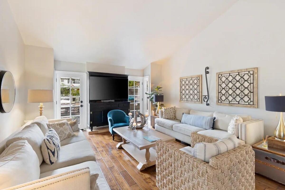 Elegant Beach Living, Just Blocks To The Sand Huntington Beach Exteriör bild